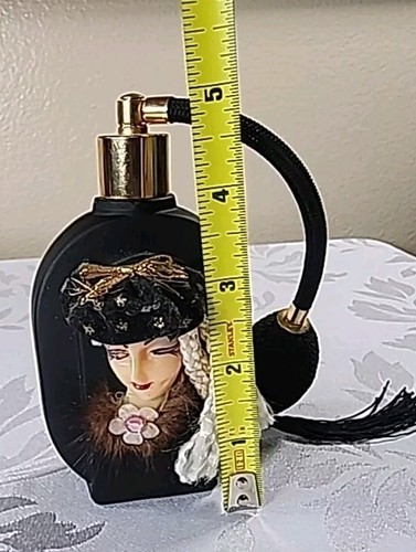 VINTAGE PARFÜMFLAKON / ZERSTÄUBER ART DECO STIL 3 D LADY SCHWARZ GLAS - Bild 8 von 10