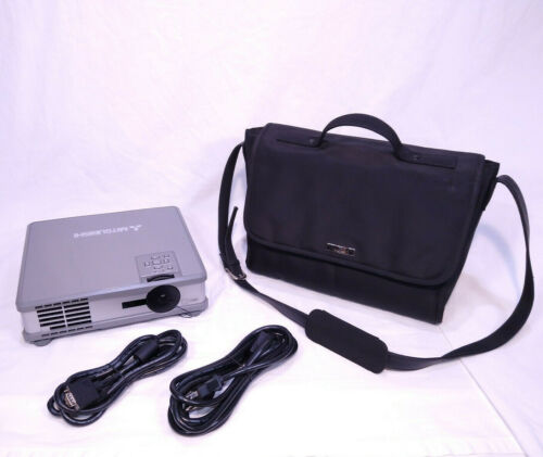 Proyector de video LCD SVGA portátil Mitsubishi ColorView SL4SU 1700 lúmenes 500:1 - Imagen 1 de 12