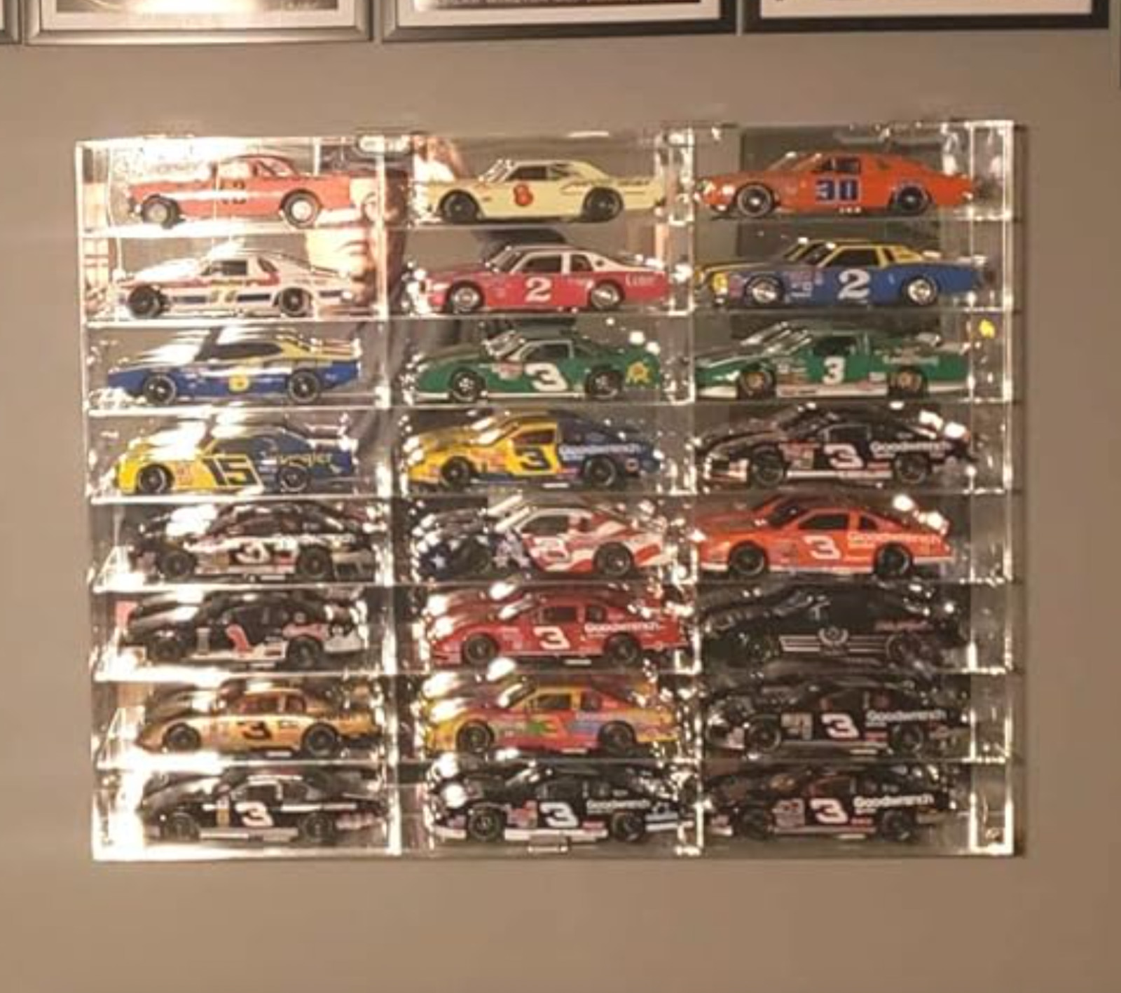 24 Car Display Case Diecast Model 1/24 Scale 1:24 Collection Shelf Cabinet LARGE