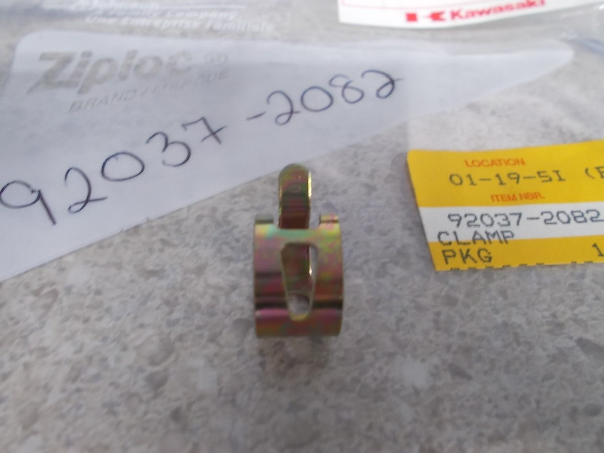 NOS OEM Kawasaki Clamp 1994-2003 VN800 ZX900 ZX750 KLX300 ZRX1200