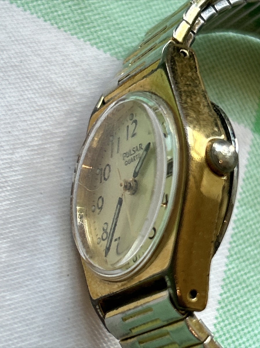 Vintage Pulsar Watch Women Gold Tone Date V827-0430 Stretch Band