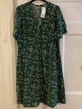 Uniqlo printed v-neck short sleeve flare midi dress floral green size XL BNWT