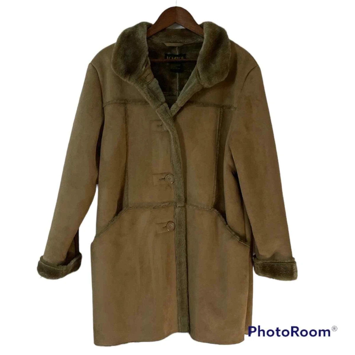 Komitor clearance fur coat