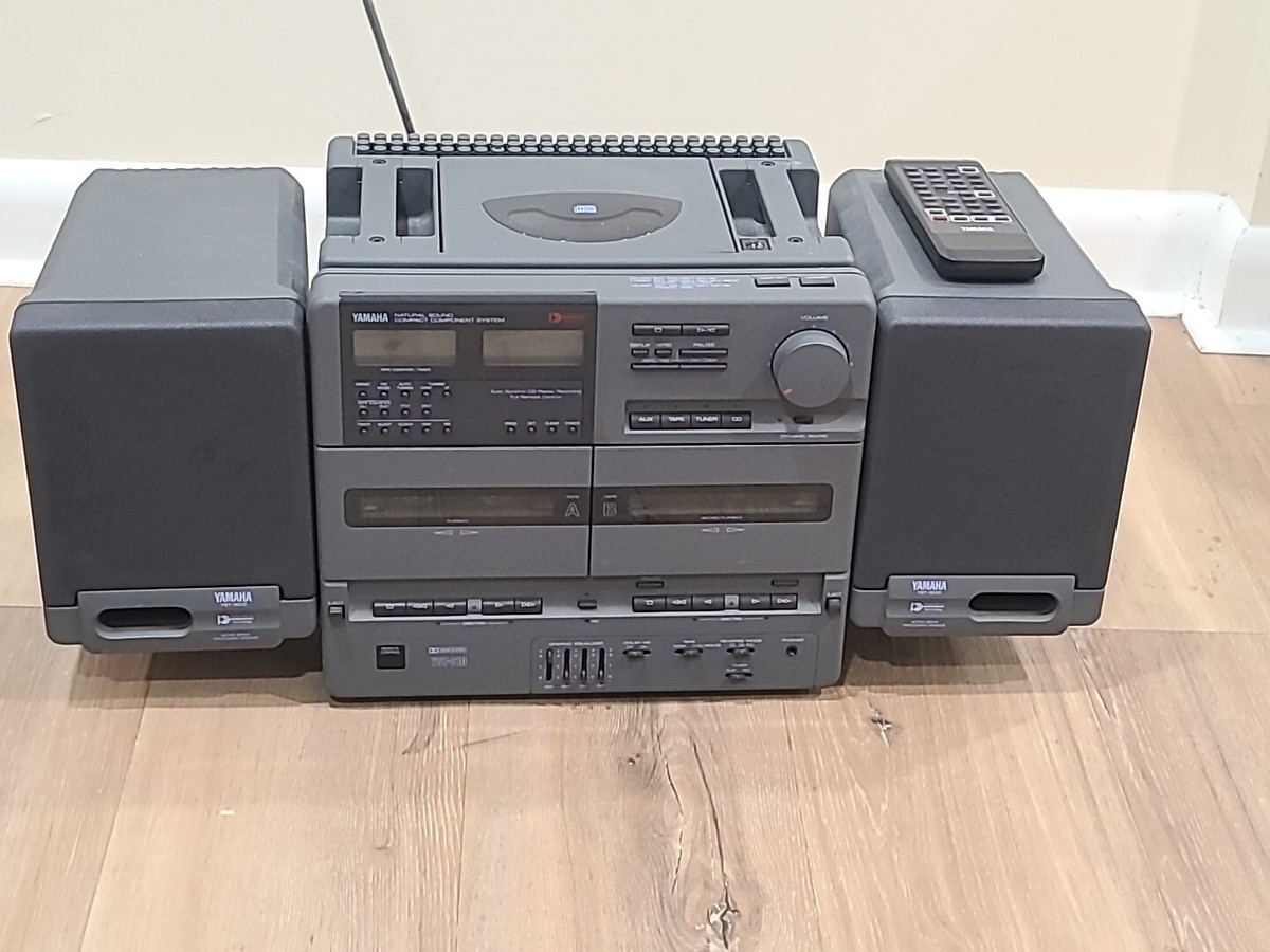 Vintage Yamaha YST-C10 Portable AM/FM Compact CD Dual Vintage Yamaha YST-C10 Portable AM/FM Compact CD Dual