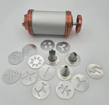 Vintage Mirro Aluminum Cookie Press 12 Discs 3 Tips Baking Pastry Decorating