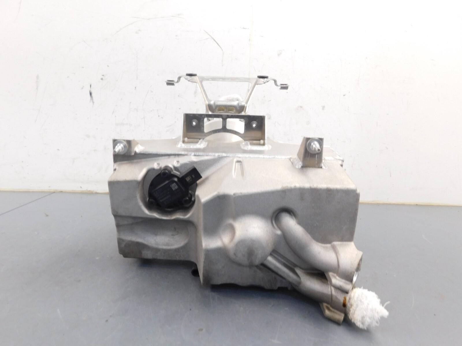 2017 18 20 21 22 Audi R8 V10 Plus Oil Sump Reservoir Tank / Cap #1444 F3