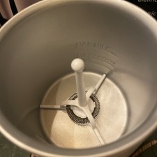 De'Longhi Alicia Latte EMF2 Milchaufschäumer - Weiß, 500W