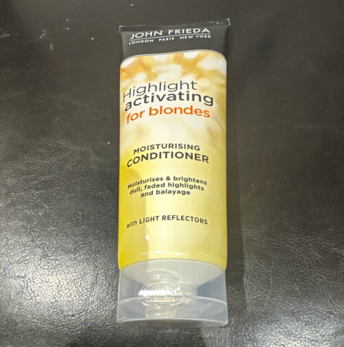 John Frieda Highlight Activating Conditioner Blonde Hair 250ml