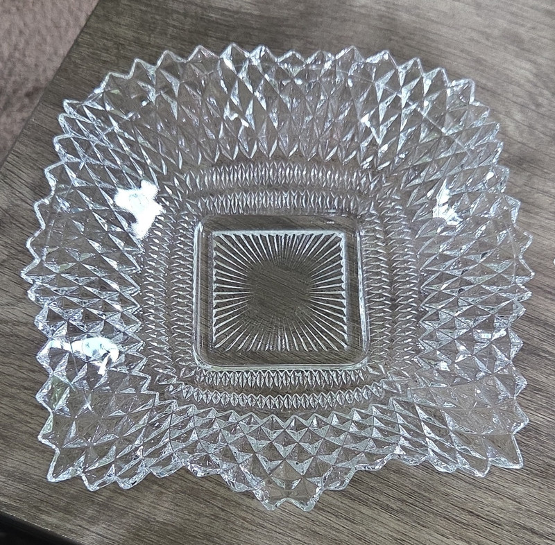 Vintage Indiana Glass Diamond Point Square Candy Bowl Dish Ruffle Edge 8"x8"