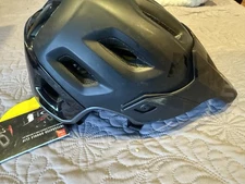 MET Roam MIPS All-Mountain Helmet - Lightweight In-Mold Design with MIPS-C2