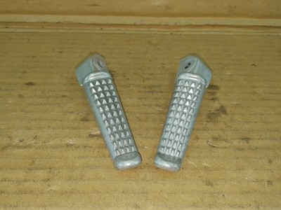 Honda OEM KT7 LH & RH Paar hinten/Pillion Fußstütze/Fußraste CBR/VFR/VTR 90er/00 Ära