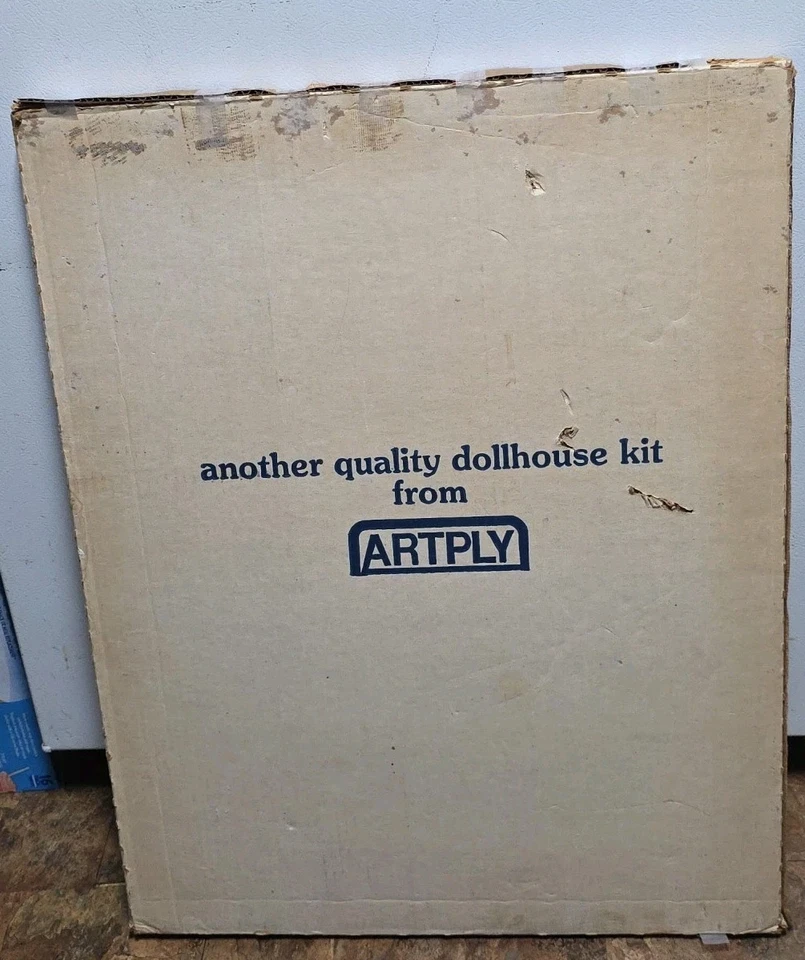 Kit de casa de muñecas de madera Whitney Tiffani o casa de campo de Santa Navidad nuevo en caja Radmark Foto 2 de 2