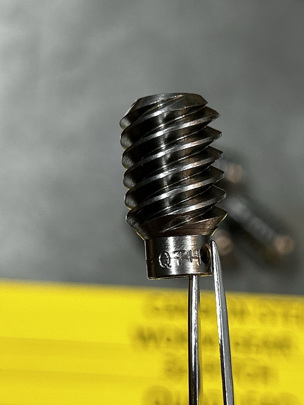 QTH BOSTON GEAR STEEL 32 PITCH WORM GEAR 4 LEADS 3/16” BORE WITH 5/64” PIN HOLE