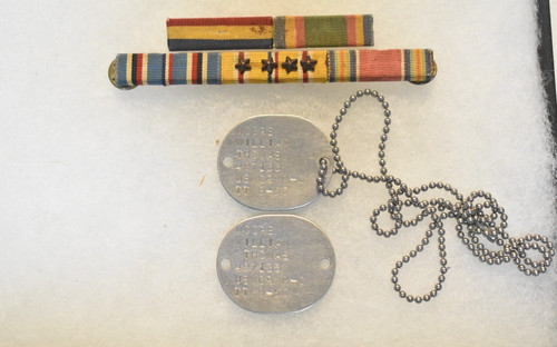WW2 US Marine Corps Dog Tags & Ribbon Bars