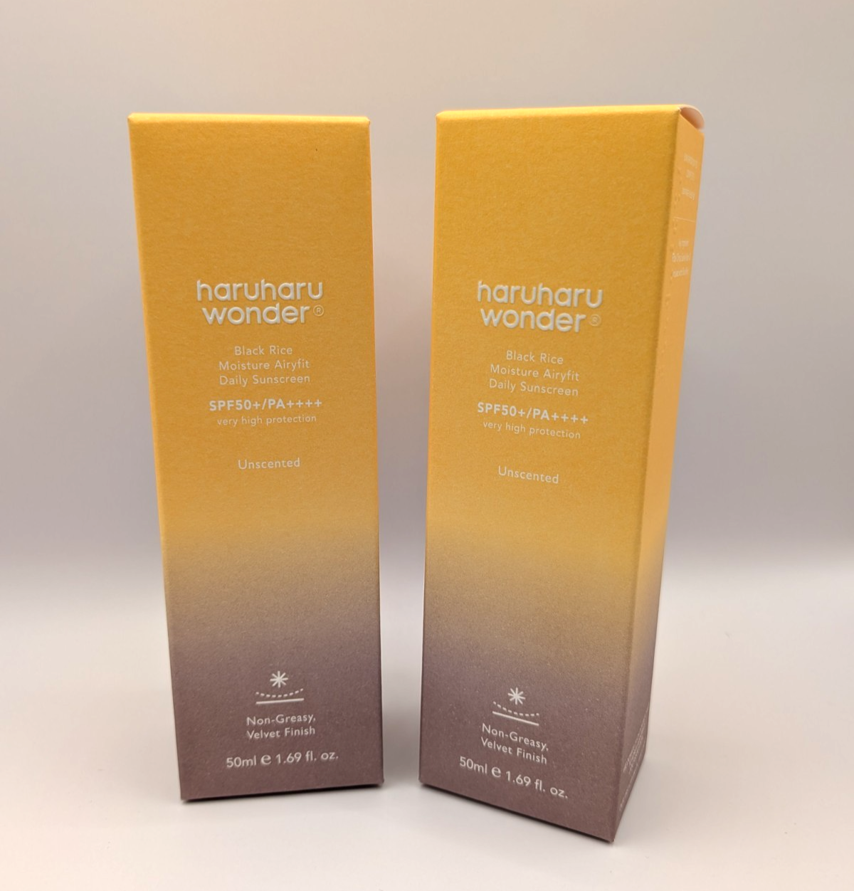 x2 [HARUHARU WONDER] BLACK RICE MOISTURE AIRYFIT SUNSCREEN SPF50+/PA++ ++ 50ML