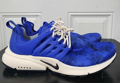 navy blue and white prestos