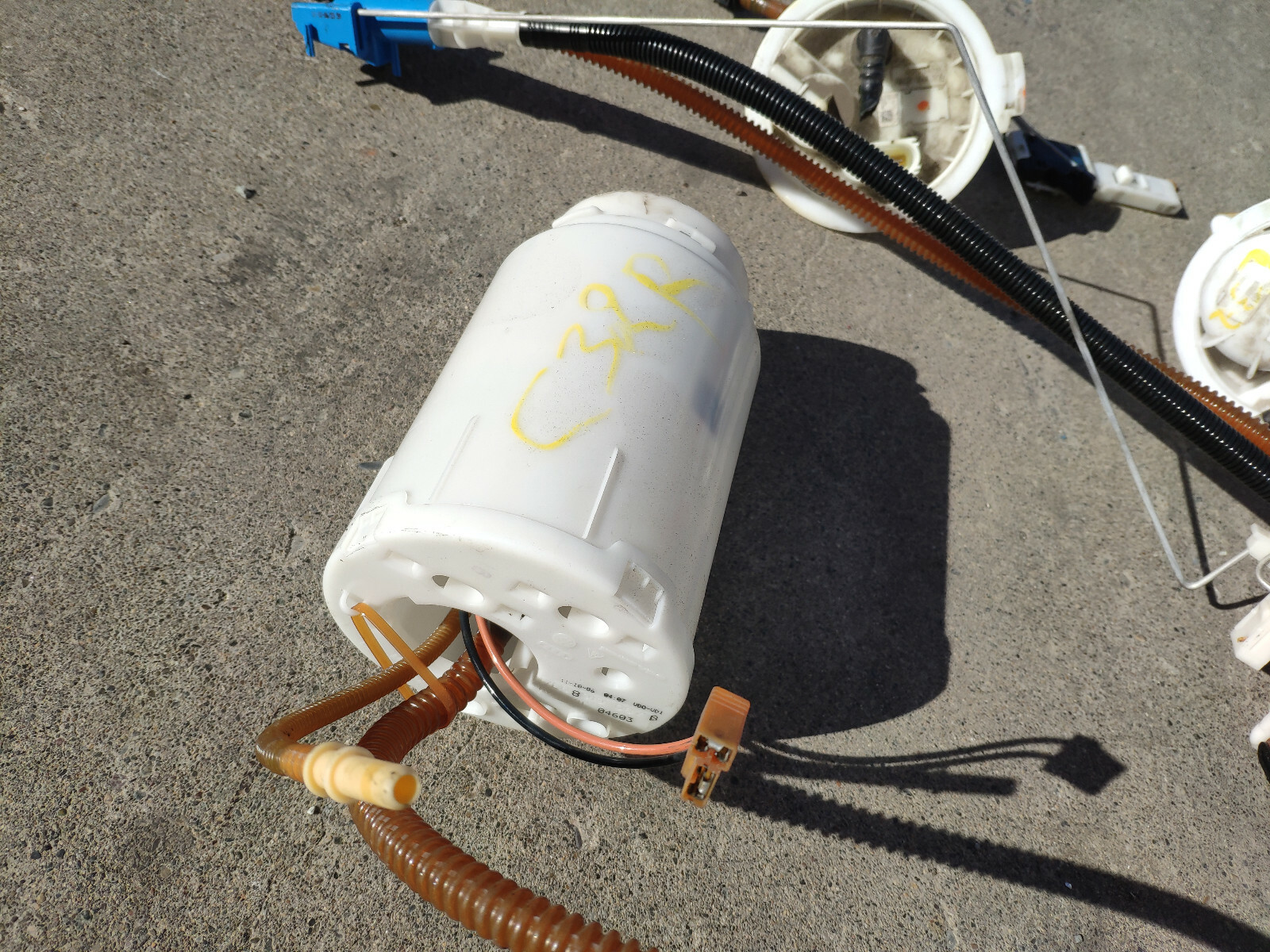 2008 Audi Q7 4.2l Sport Gas Fuel Pump A2C53104585 for sale online  