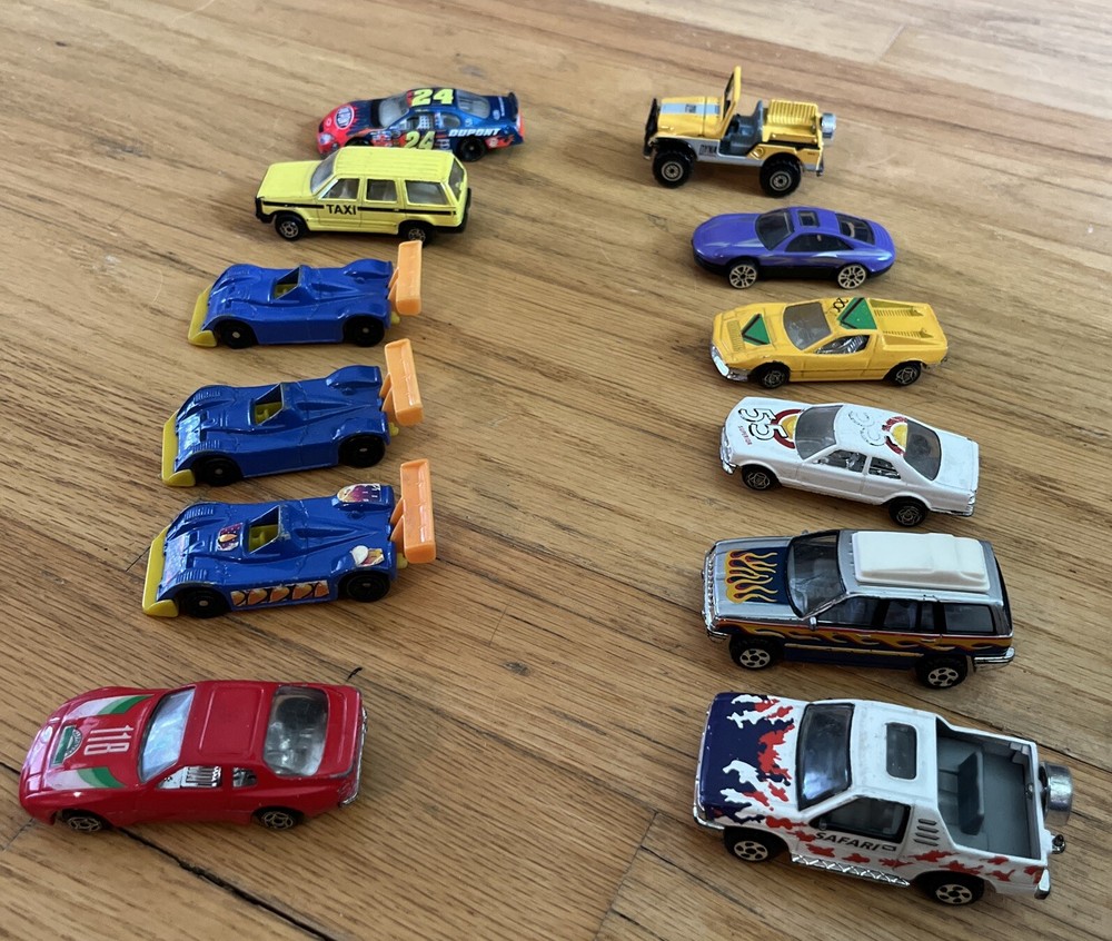 Lot of 12 Die Cast Toy Race Cars Jeep Taxi 2.5-3 Inch Approx. Collectibles SUVs