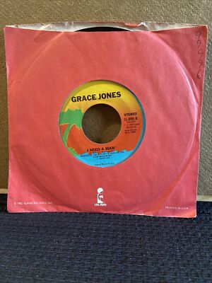 Grace Jones - La Vie En Rose / I Need A Man 7  Single, 1977, Free Shipping