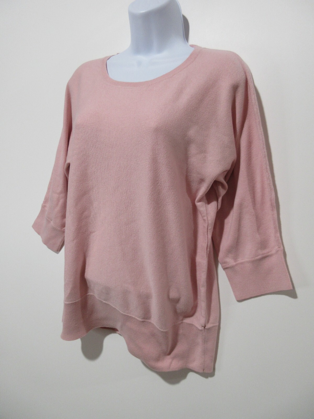 Sz 3 Chico's Light Pink Sweater Round Neck Box Cu… - image 4