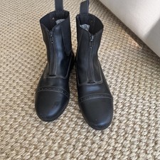 WOMENS EQUISTAR SIZE 8 BLACK SYNTHETIC ZIP PADDOCK BOOTS