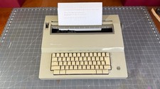 Sears SR 1000 The Electronic II Typewriter W/Covers, Manual - See Video !!!!! thumbnail