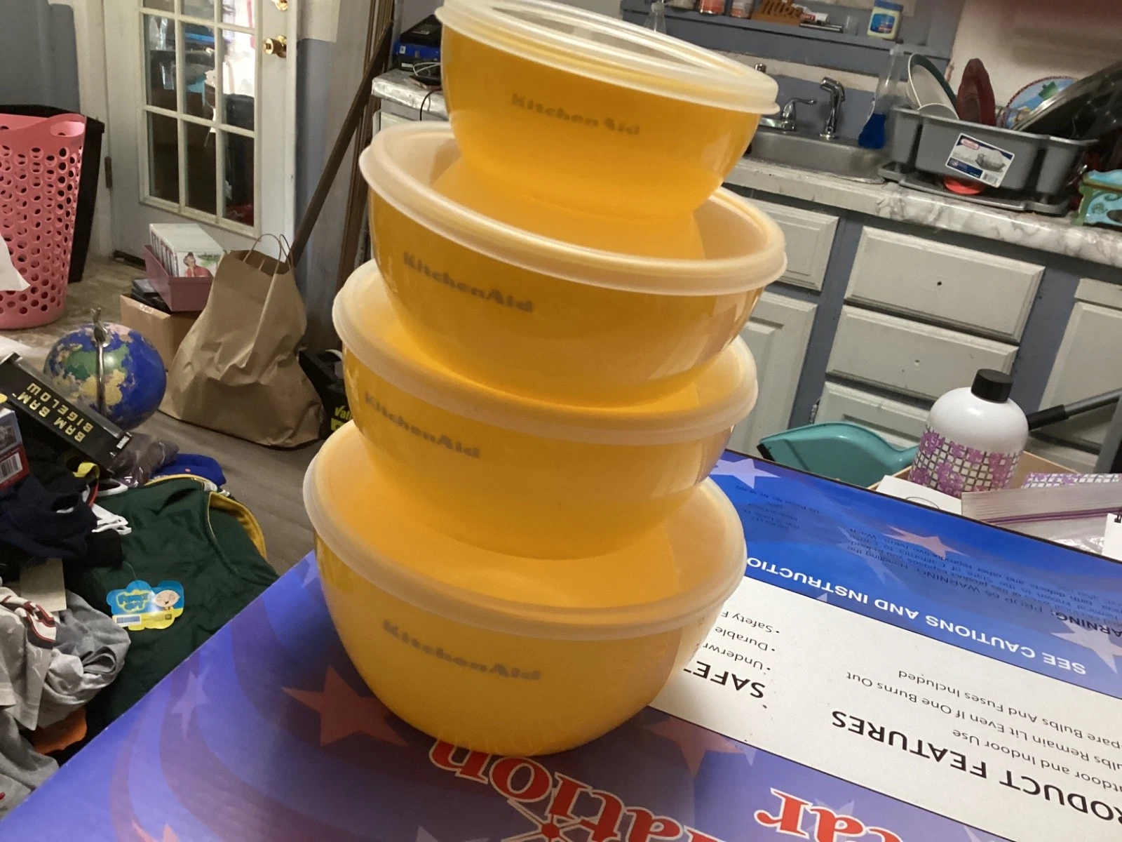 KitchenAid Yellow Set of 4 Measuring Prep Nesting Bowls 1, 2, 3, & 4 Cup w/ Lids