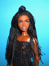 %**Barbie Puppe*Leicht Curvy*AA*Gedrehte Haare*Sommersprossen*Paillettenkleid**%