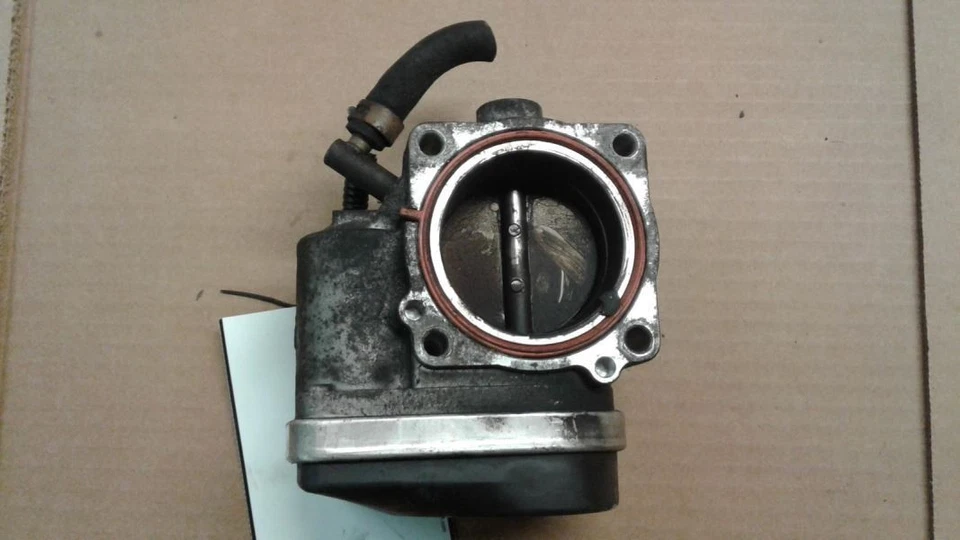 Cuerpo del acelerador 03 2003 Mini Cooper 1,6 L supercargador 13541503358 Foto 2 de 4