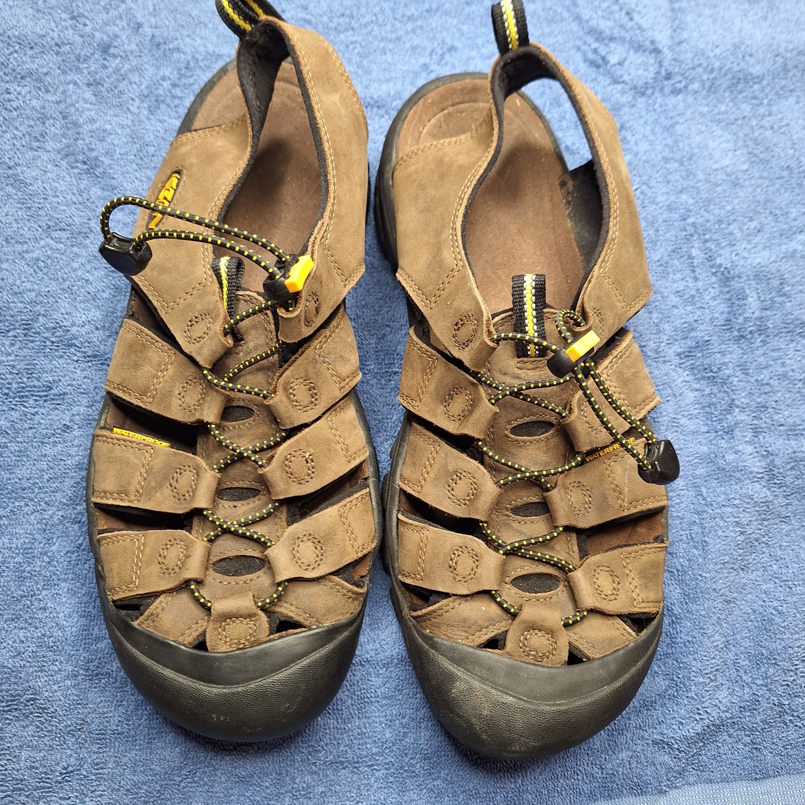 Sandali Keen uomo pelle impermeabili taglia 11 colore marrone con lacci elastici