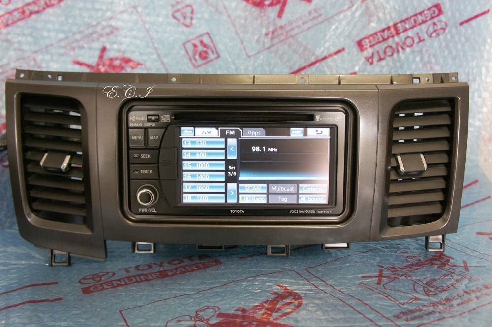 86120-YY111 GENUINE 2011~2014 TOYOTA SIENNA NON JBL NAVIGATION W