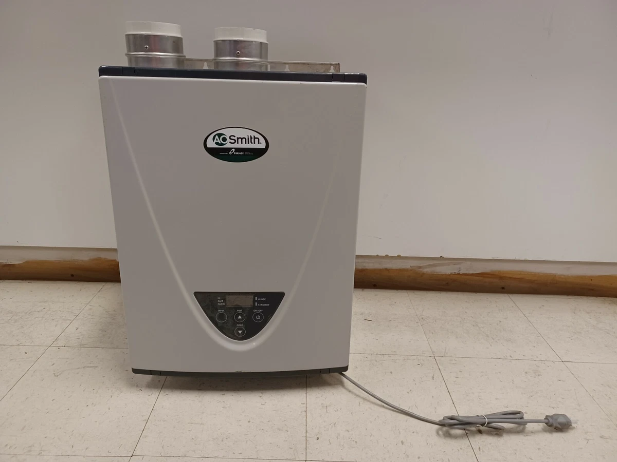 COMMERCIAL WATER HEATER AO SMITH DSE30A 18KW ASME 480v Ph, 48 OFF
