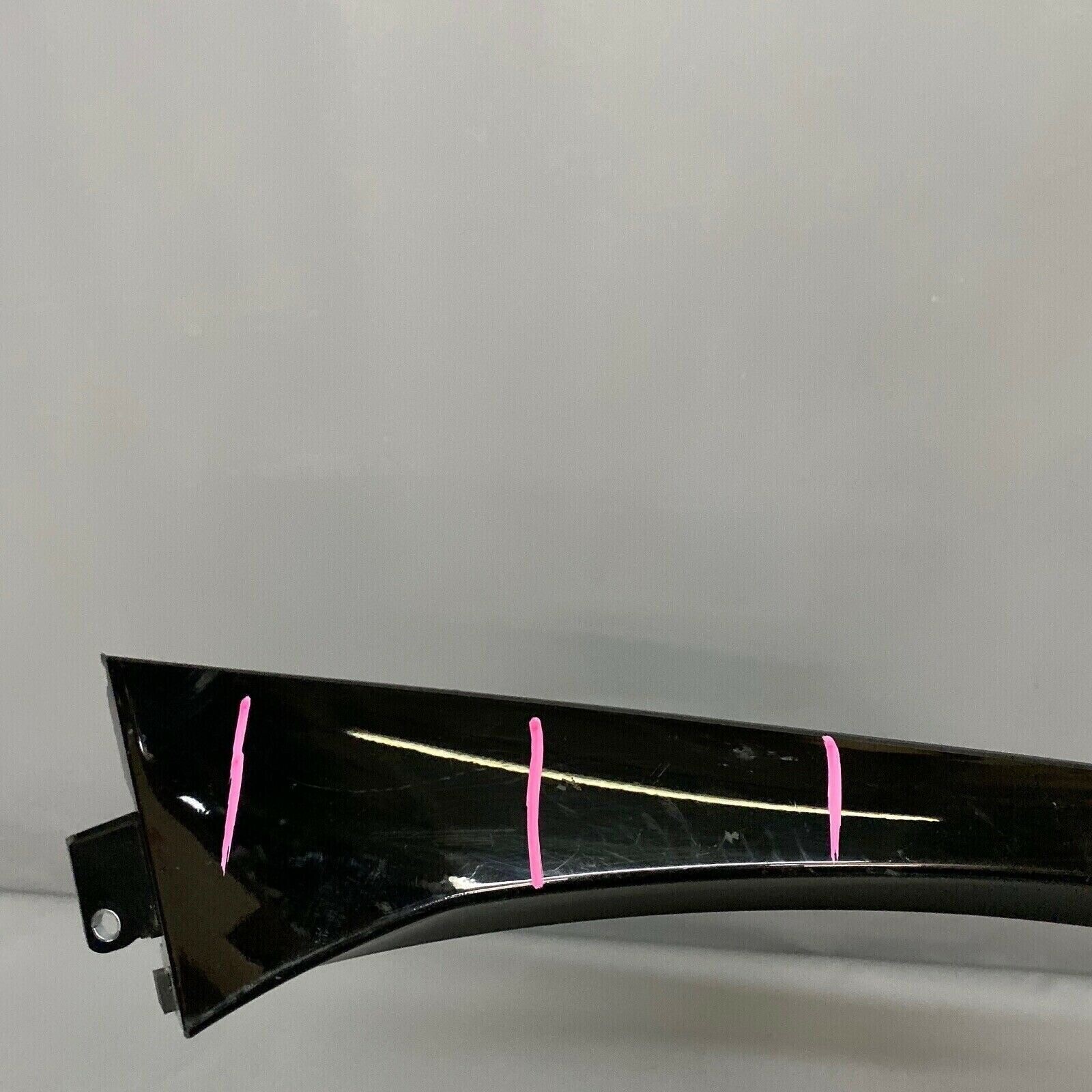 MASERATI LEVANTE RIGHT TRUNK MOULDING TRIM 2017 2018 2019 OEM 670111580