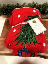 Pottery Barn Kids  Dr. Seuss The Grinch Heirloom Patchwork Blanket.  30x40.  NWT