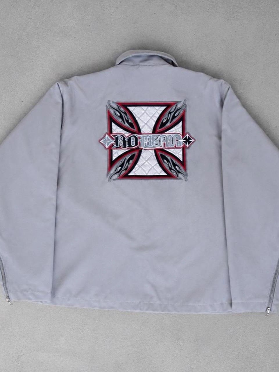 2000 Gray Jacket with Embroidered Back Hit Size Large - second product detail image