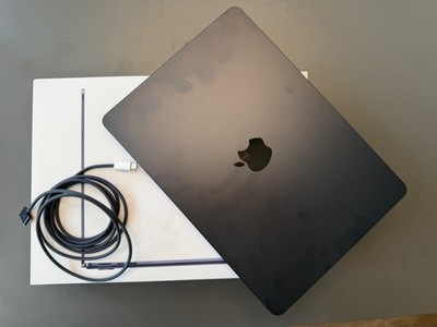 Apple MacBook Air 13,6  M2 2022 512GB SSD 8GB Mitternacht 213 Zyklen