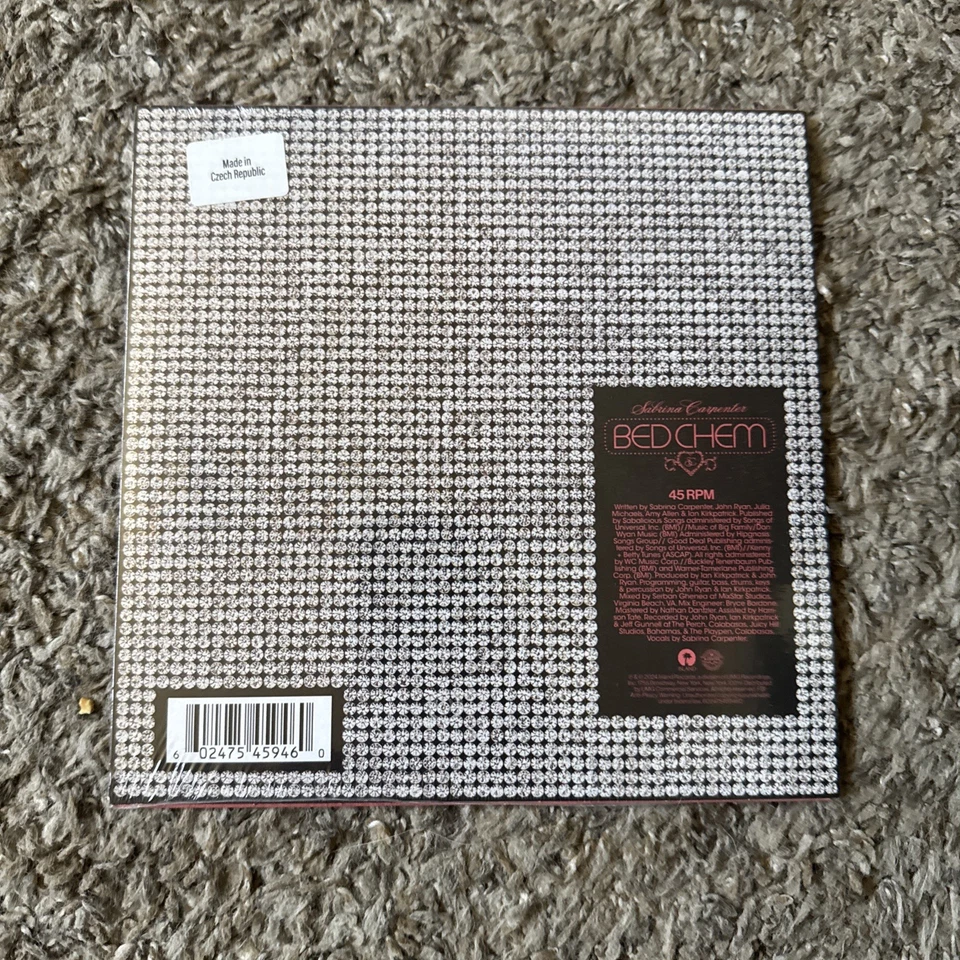 Sabrina Carpenter - Bed Chem: Limited Silver Vinyl 7" Single - IN STOCK - NEW - Image 2 of 2