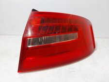 AUDI A4 RHD 2014 RÜCKLEUCHTE/RÜCKLEUCHTE AN KAROSSERIE RECHTS 8K5945096AC