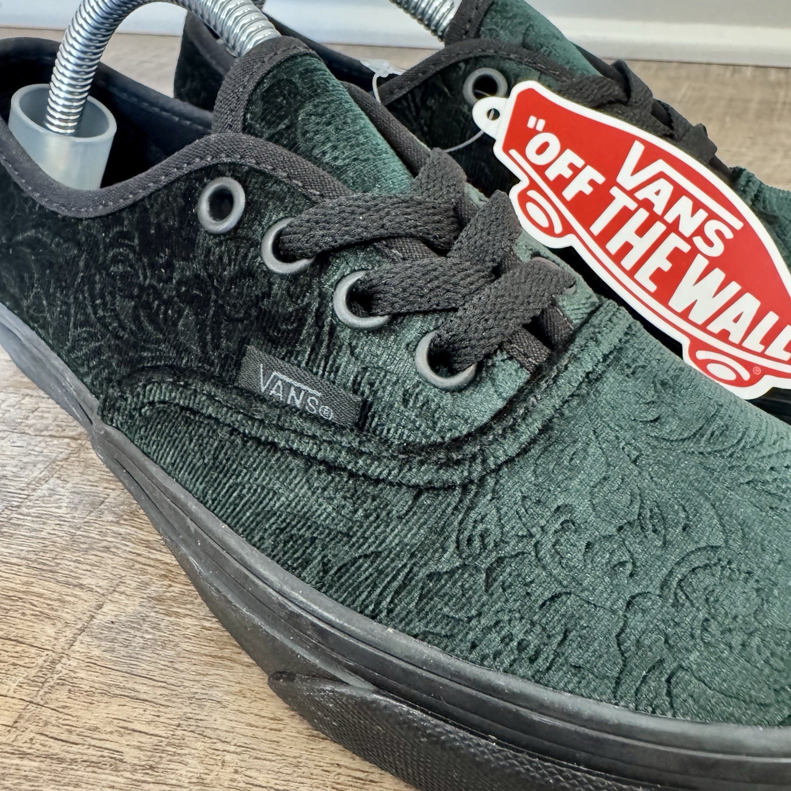 Vans Authentic Jungle Green Velvet Black Women's Sz 5 Mens Sz 3.5 VN0A5KRD8E8 thumbnail 3