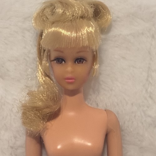Vintage Mattel Barbie Francie Doll Blonde Grow Hair Bendable Knees 1960s