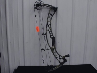 Hoyt Alpha X33 - 60 to 70lb  LH Multi color - NWOT