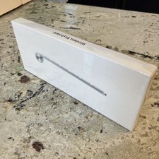 Apple Wireless Keyboard MC 184LL B Blue Tooth Enabled