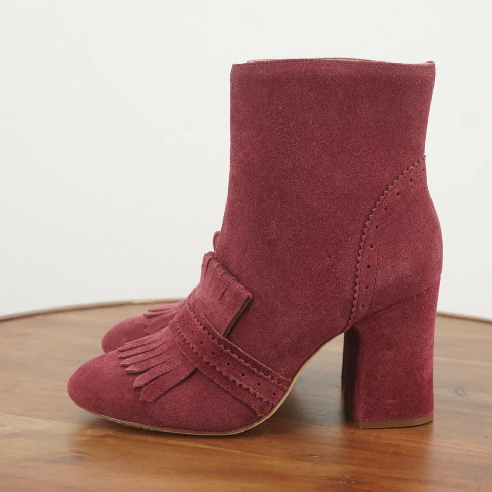 Botas al tobillo Etienne Aigner para mujer Marina con flecos y tacón talla 7 M gamuza roja vino Foto 4 de 4