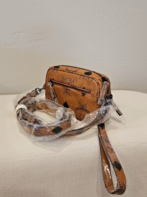 MCM Aren Wristlet Crossbody in Maxi Visetos - Cognac ( Origin $690