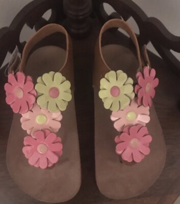Girls Sandals American Eagle Flower Flat Shoes-size 11 NWT Shoes Beautiful