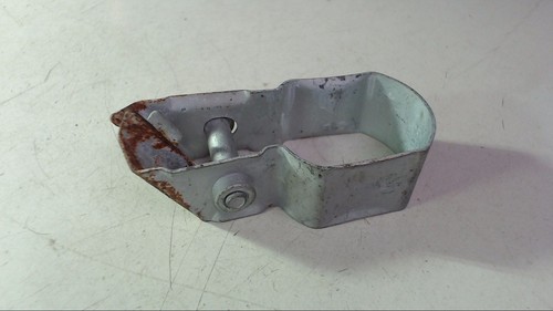 Halter Halterung Motor Fensterheber VR BMW 520d Touring Bj 2006 E60/E61 2264517