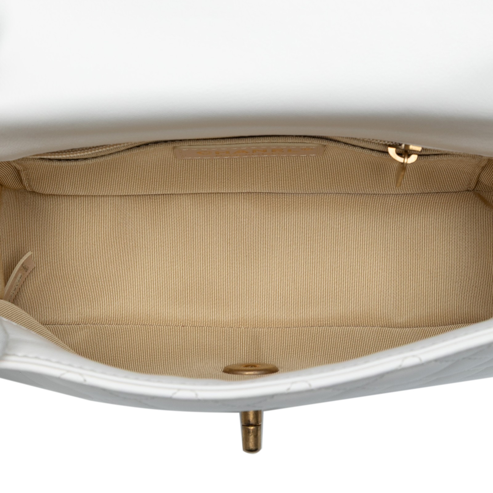 Authenticated Chanel Mini Rectangular Classic Lam… - image 4