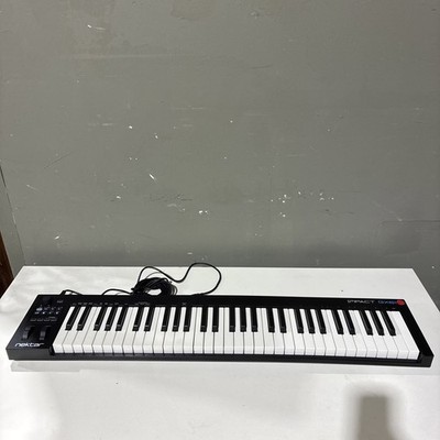 Nektar Impact GX61 Keyboard Controller 61 Key USB MIDI cables DAW Integration