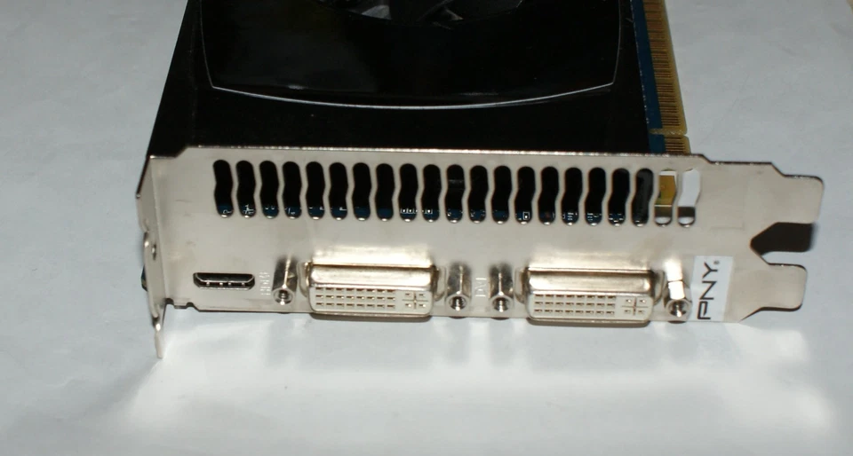 PNY Nvidia Geforce GTX550 TI OVERCLOCKED 1GB Mini-HDMI/DVI x2 PCIE Graphics Card - Image 3 of 4