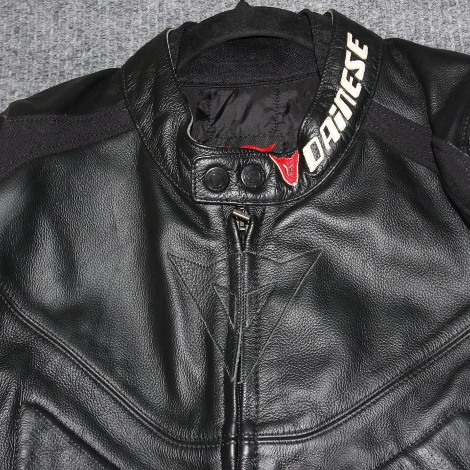 Dainese Black Leather Motorcycle Jacket Men 58 Racing Protective Removable Liner - Image 2 of 4